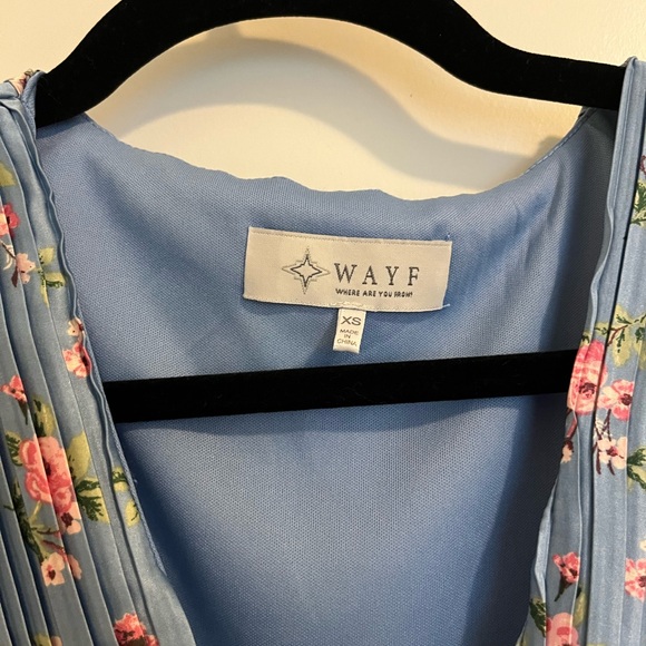 Floral and Satin Dress - Picture 4 of 5